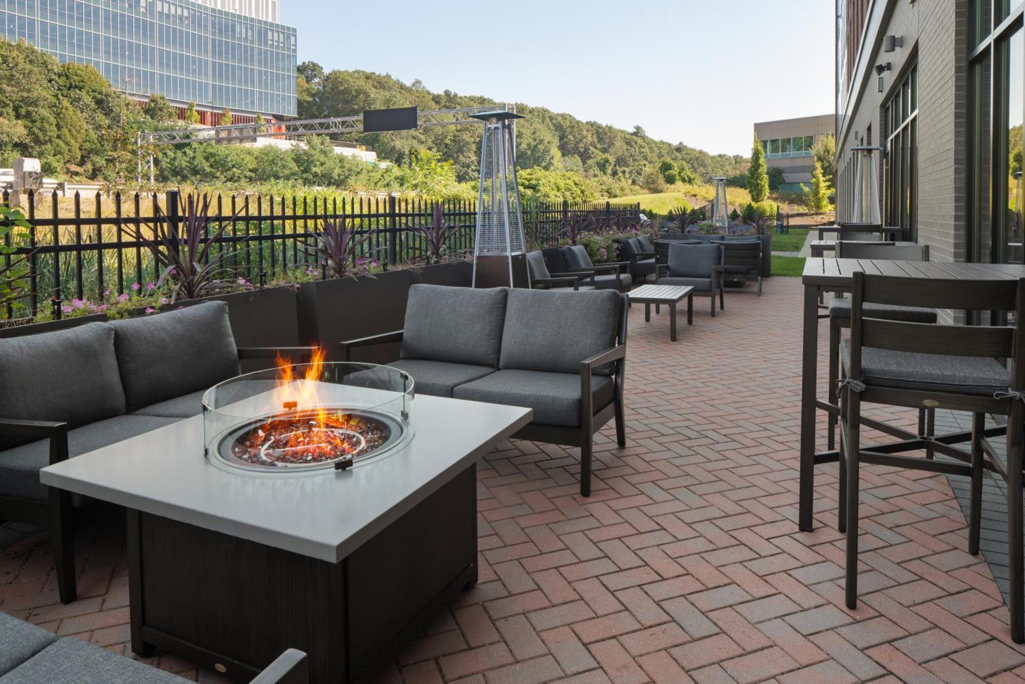 Residence Inn By Marriott Boston Γουόλθαμ Εξωτερικό φωτογραφία
